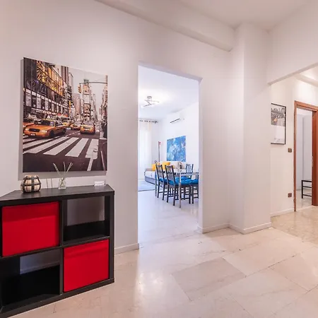 Апартаменты Lungotevere Рим